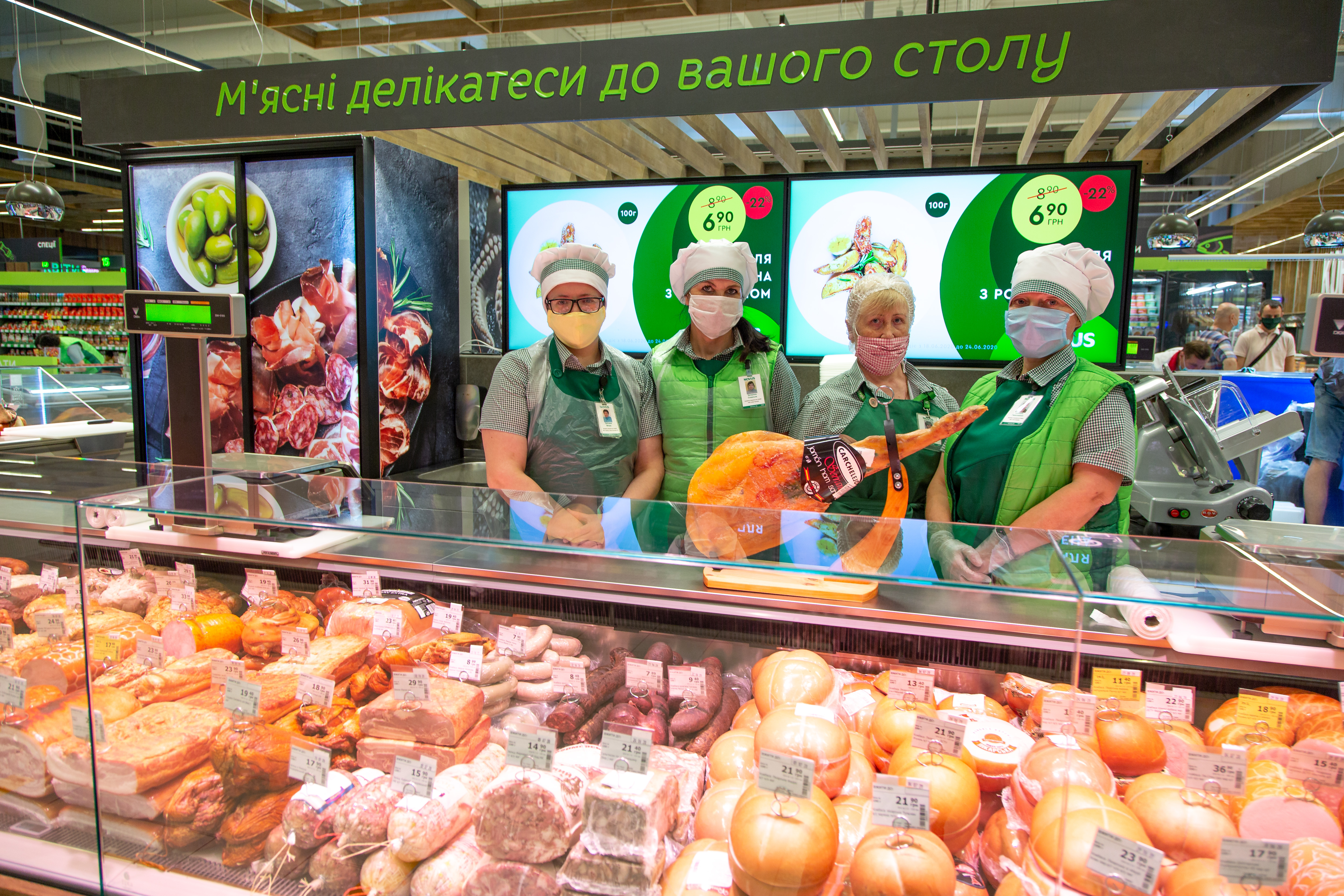 NOVUS відкрив новий супермаркет на Пулюя, 8А